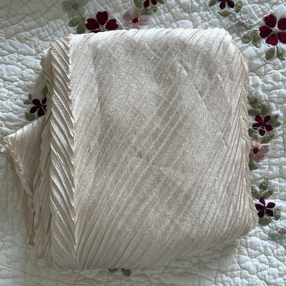 TEXTURED CREAM IVORY FORMAL HIJAB SCARF SHAWL
